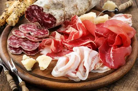 Salumi leggermente affumicati